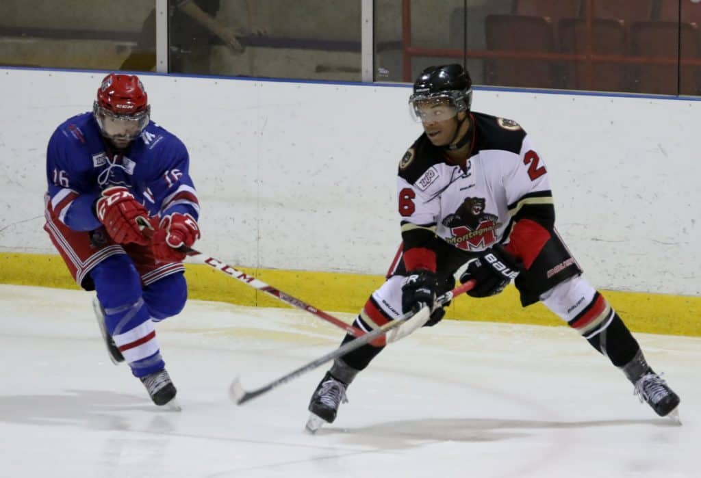 Les Ours passent les menottes aux Rangers 7-0