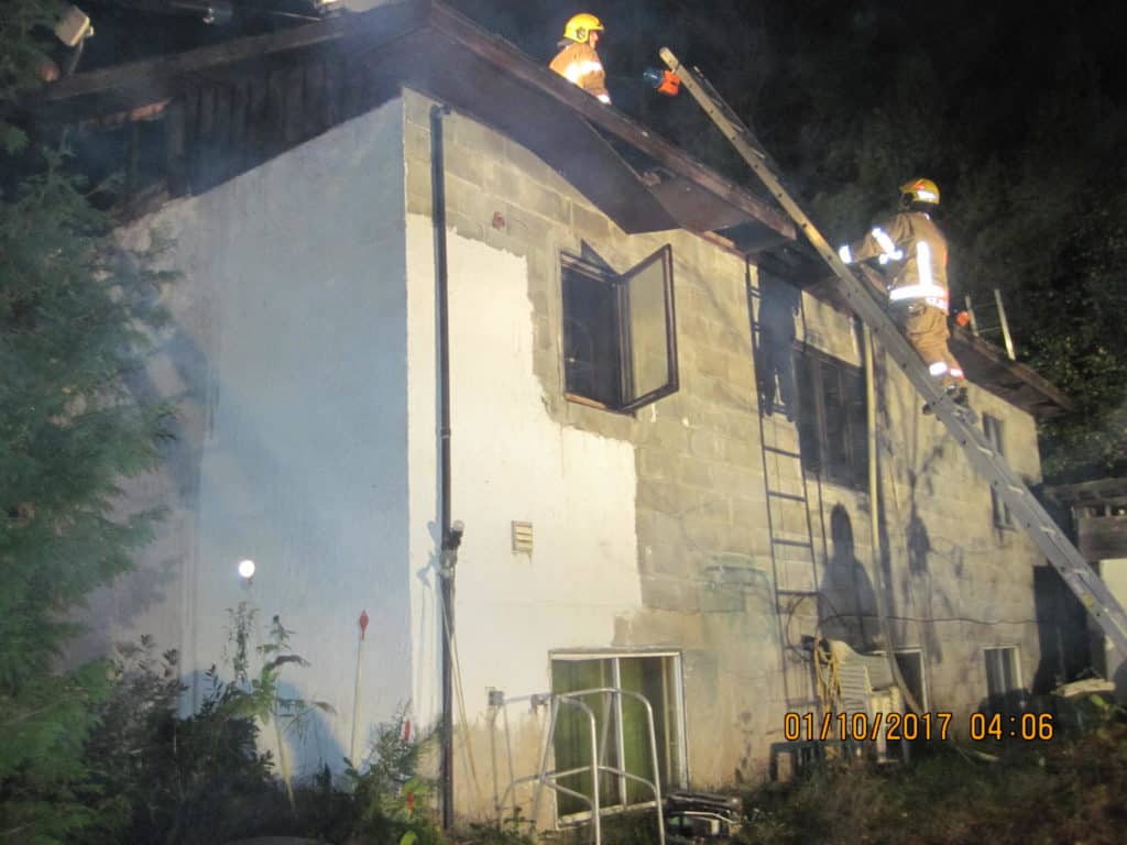 Le feu détruit partiellement une maison de la rue Allard