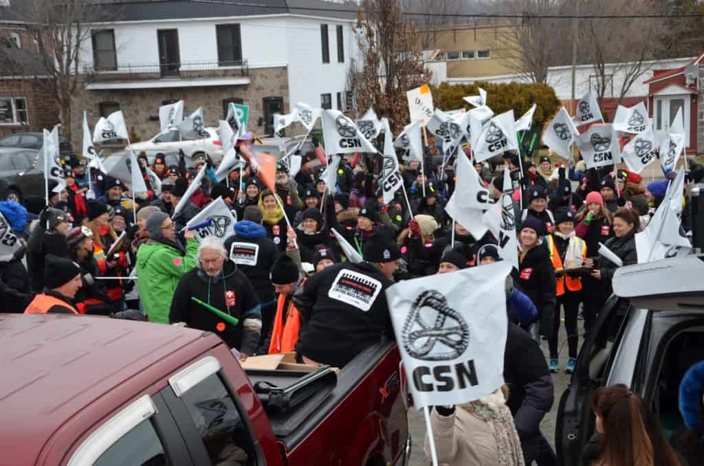 Les employés de soutien de la CSL prennent la rue