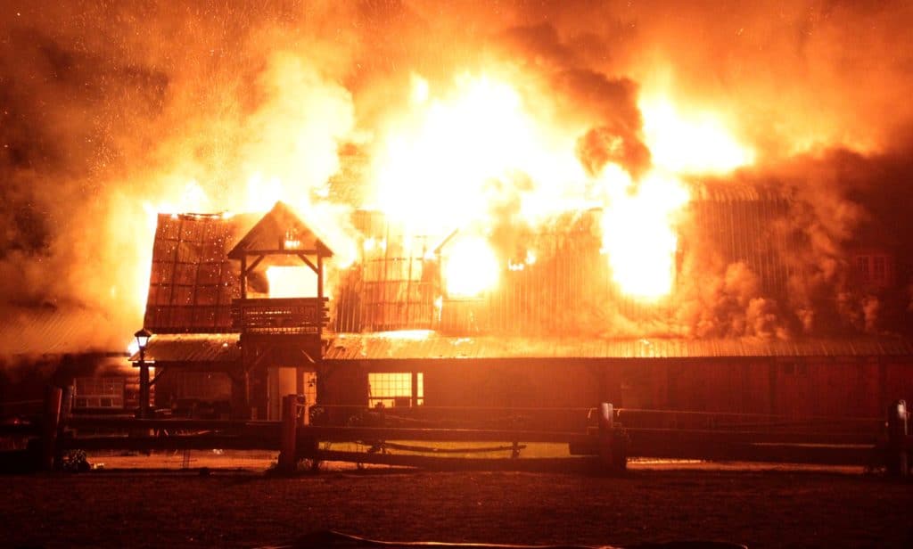 Le Ranch Mont-Tremblant ravagé par les flammes