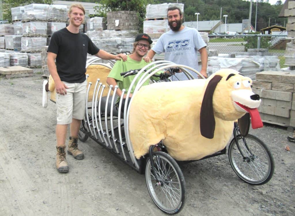 Le bolide “Slinky Car” est prêt!