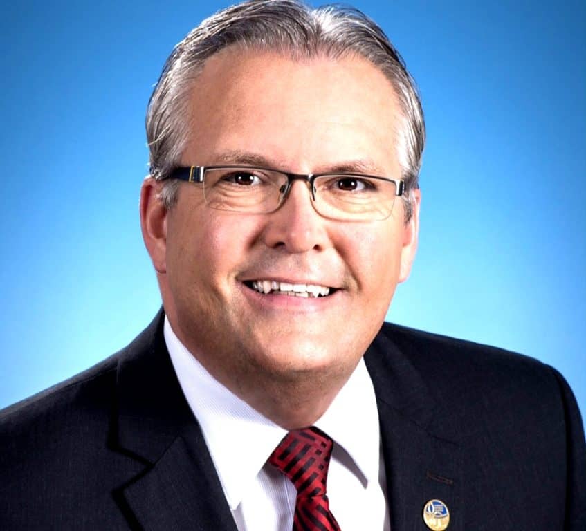 Le député St-Denis furieux contre la municipalité de Saint-Adolphe