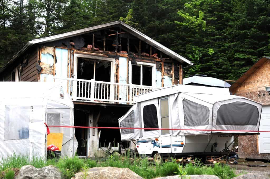 Incendie suspect à Val-Morin