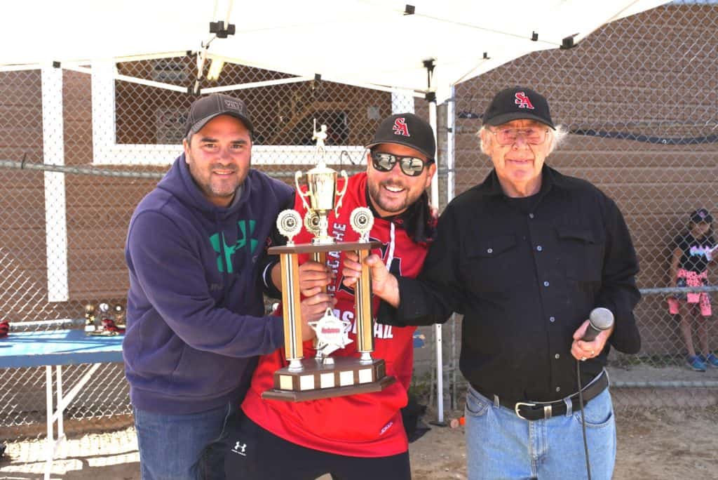 Le baseball mineur couronne ses champions!