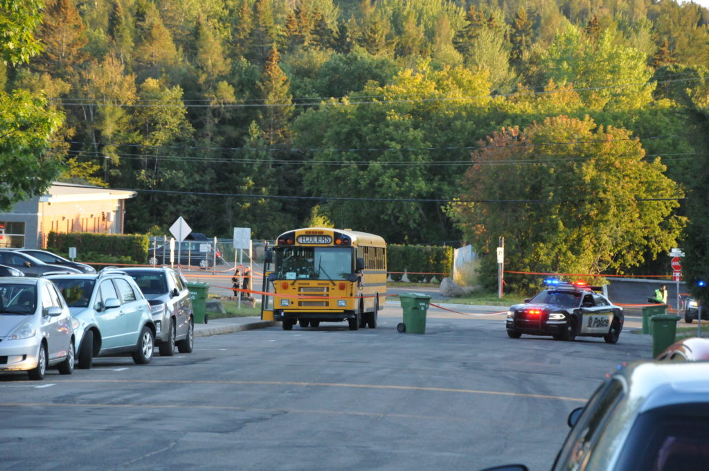 Accident mortel impliquant un autobus scolaire: le premier cas en 13 ans