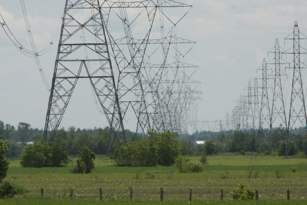 16 000 foyers privés d’électricité