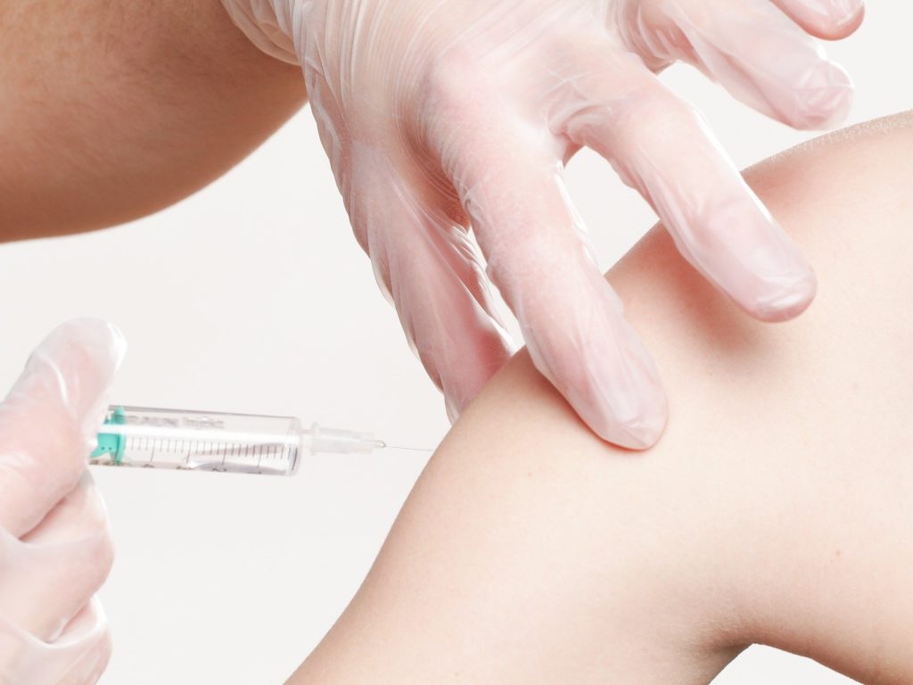 Québec pourrait commencer à vacciner la semaine prochaine