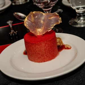 C'est à l'Hôtel Mont Gabriel que s'est déroulée la soirée festive en l'honneur des entrepreneurs d'ici. (Photo André Chevrier)