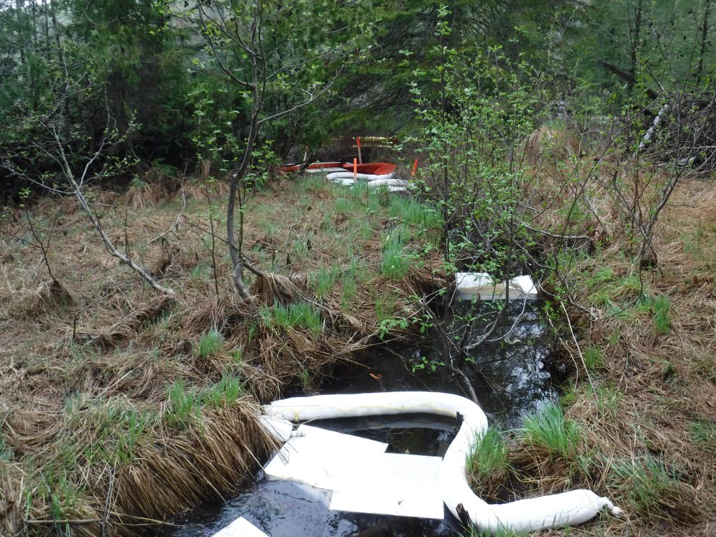 A boom built at Lac Bélair to prevent diesel from spreading (Courtesy photo)