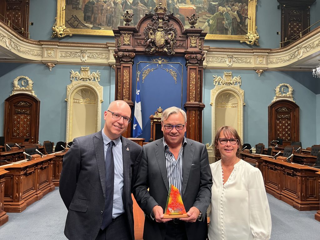 Michel Rochon reçoit le Prix Hommage bénévolat-Québec