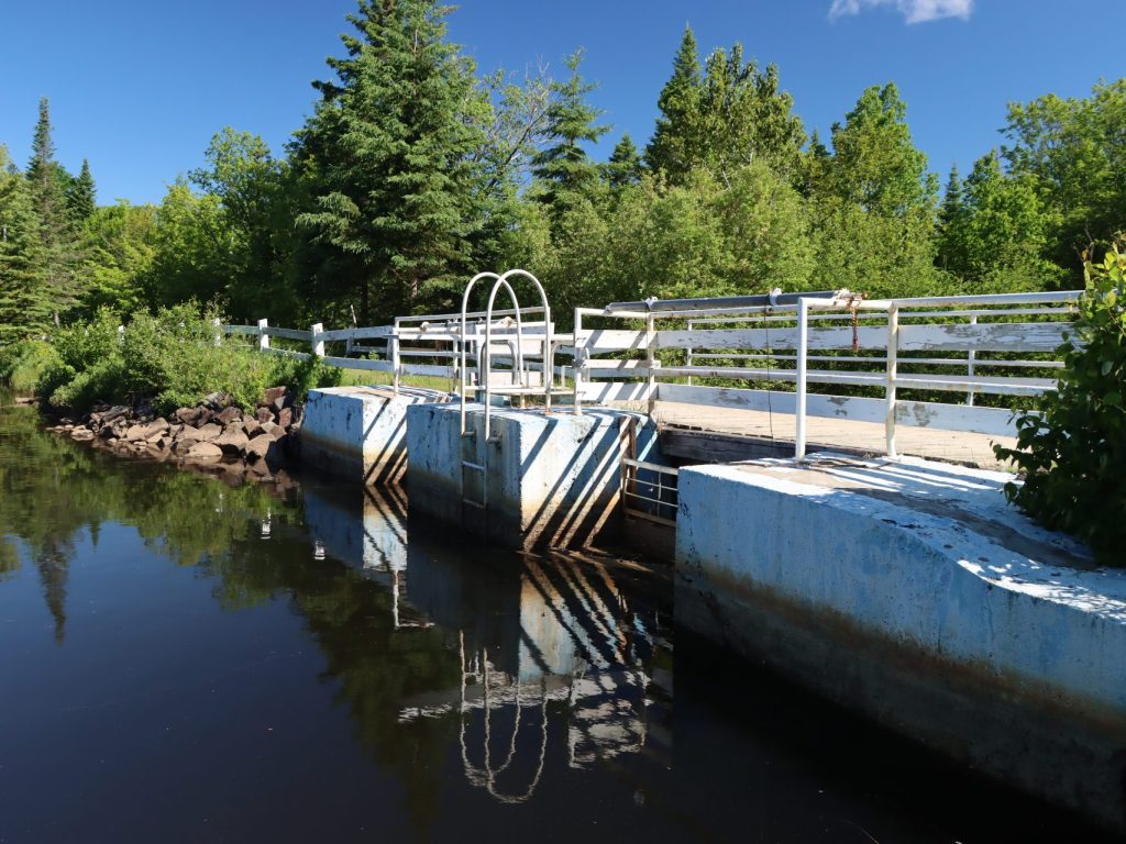 Barrages anthropiques : mieux comprendre ces étendues d’eau