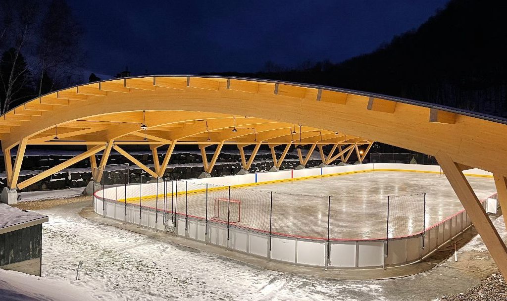Sortez vos patins, la patinoire couverte au parc Daniel-Lauzon vous attend!