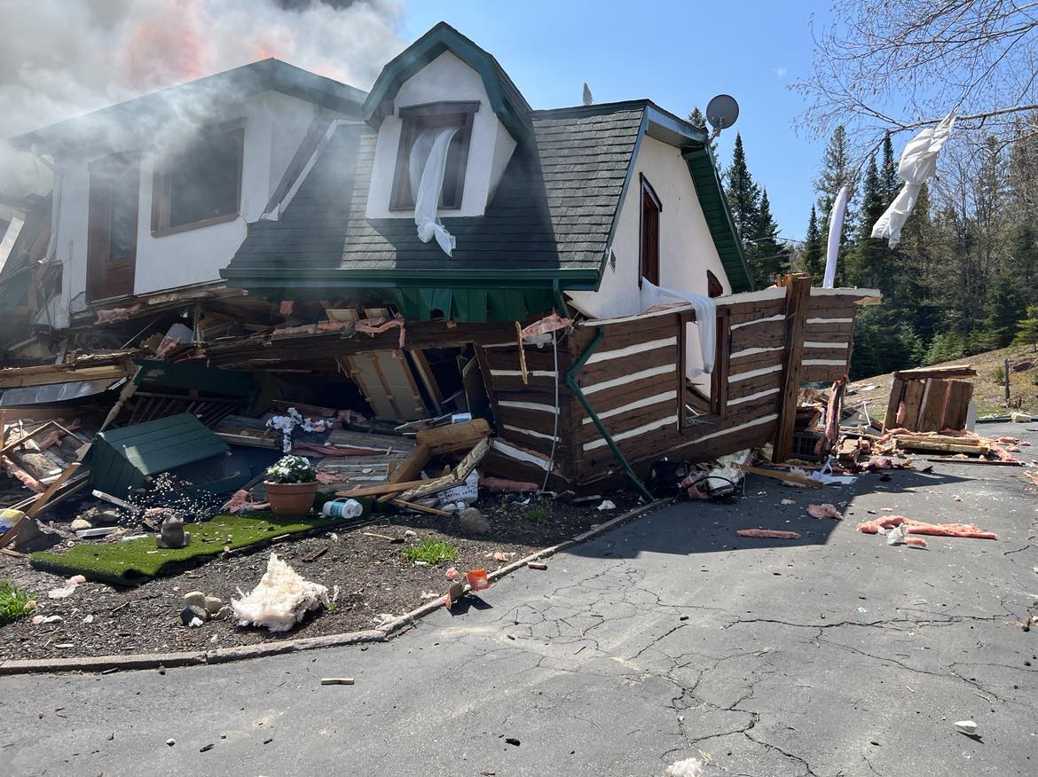 Une explosion cause un incendie à SaintAdolphed'Howard L'info du