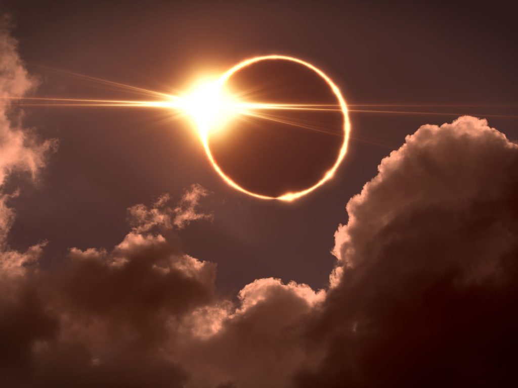 Diverses informations sur l'éclipse solaire partielle dans les Laurentides