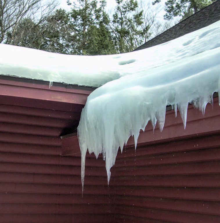 Comment prévenir les barrages de glace sur le toit?