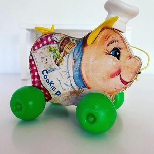 La cohorte de blogueuses 2022-2023 de l’école secondaire de Mirabel a réalisé une murale spéciale pour La deMOIS’aile. (Photo La deMOIs’aile)